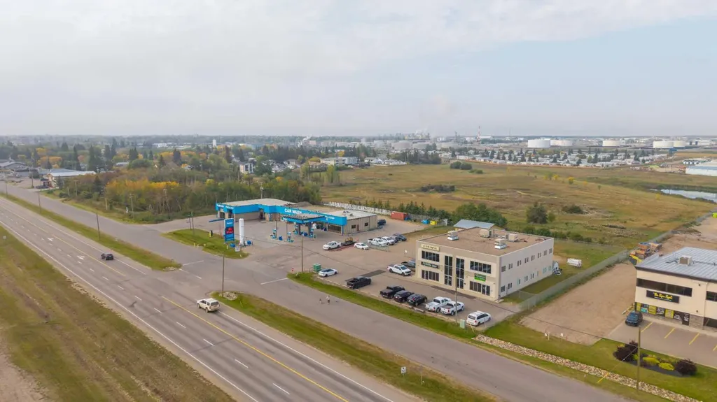 5912 50 Avenue Lloydminster AB T9V 0W6