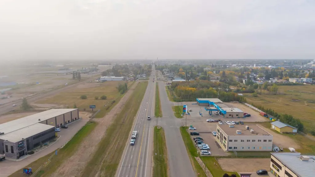 5912 50 Avenue Lloydminster AB T9V 0W6