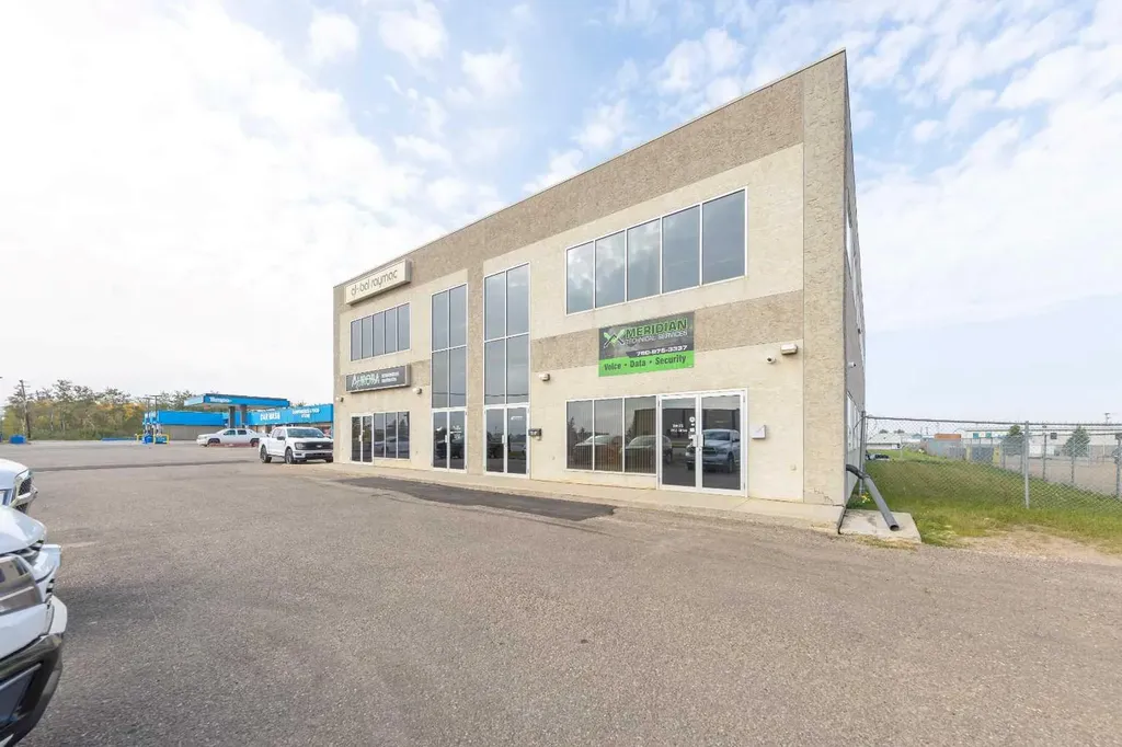 5912 50 Avenue Lloydminster AB T9V 0W6