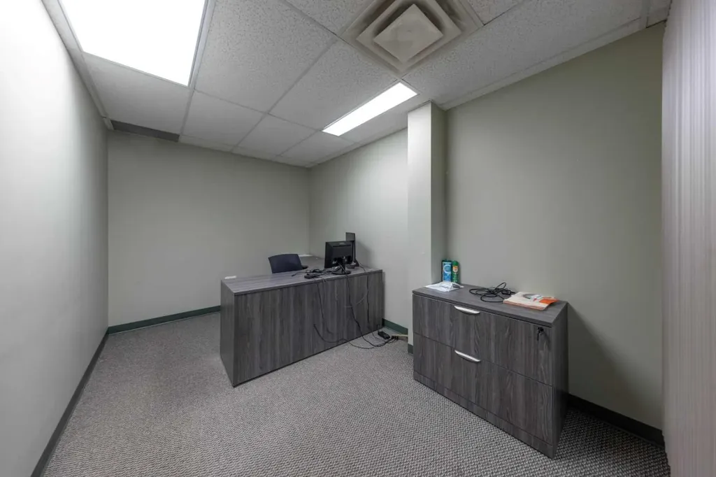 5912 50 Avenue Lloydminster AB T9V 0W6