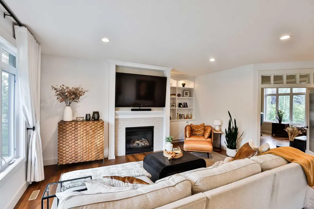 104 Buenavista Bay Rural Lethbridge County AB T1J 4P4