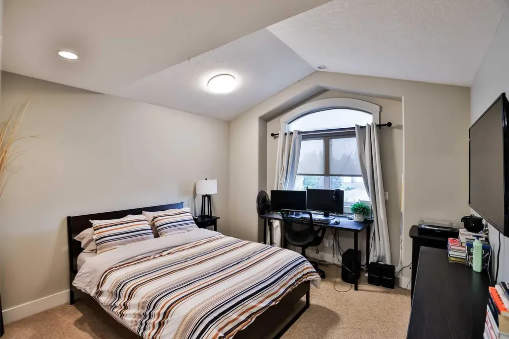 104 Buenavista Bay Rural Lethbridge County AB T1J 4P4