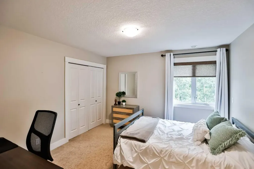 104 Buenavista Bay Rural Lethbridge County AB T1J 4P4