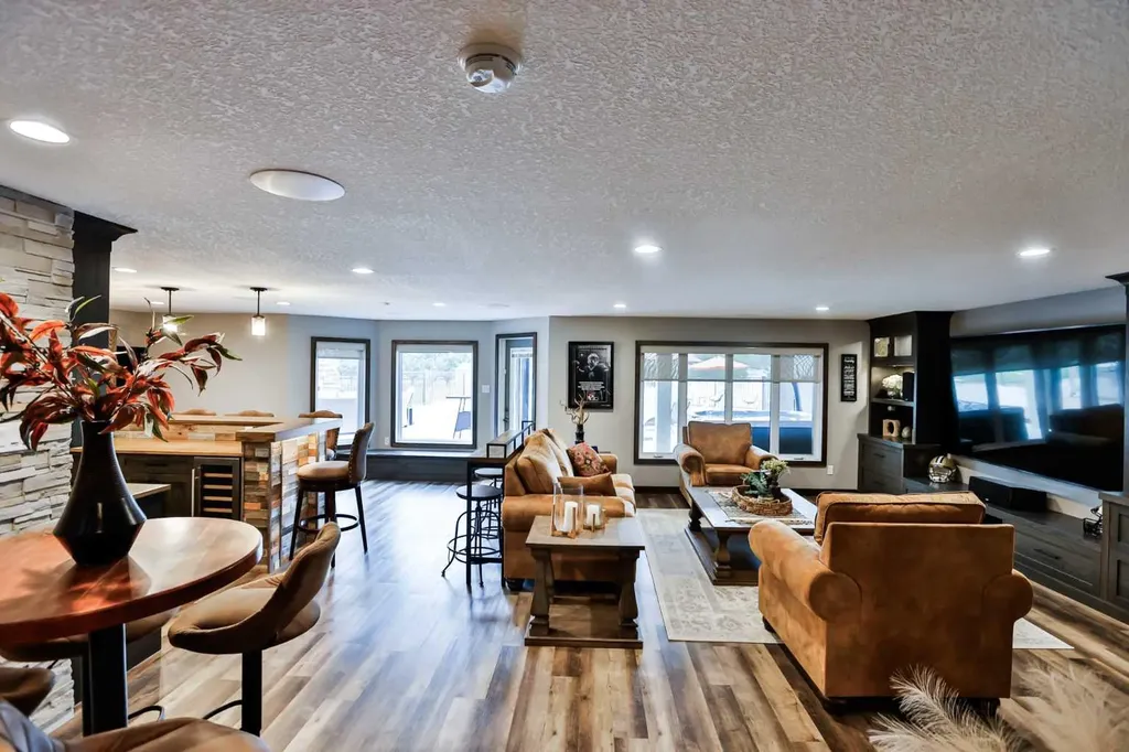 104 Buenavista Bay Rural Lethbridge County AB T1J 4P4