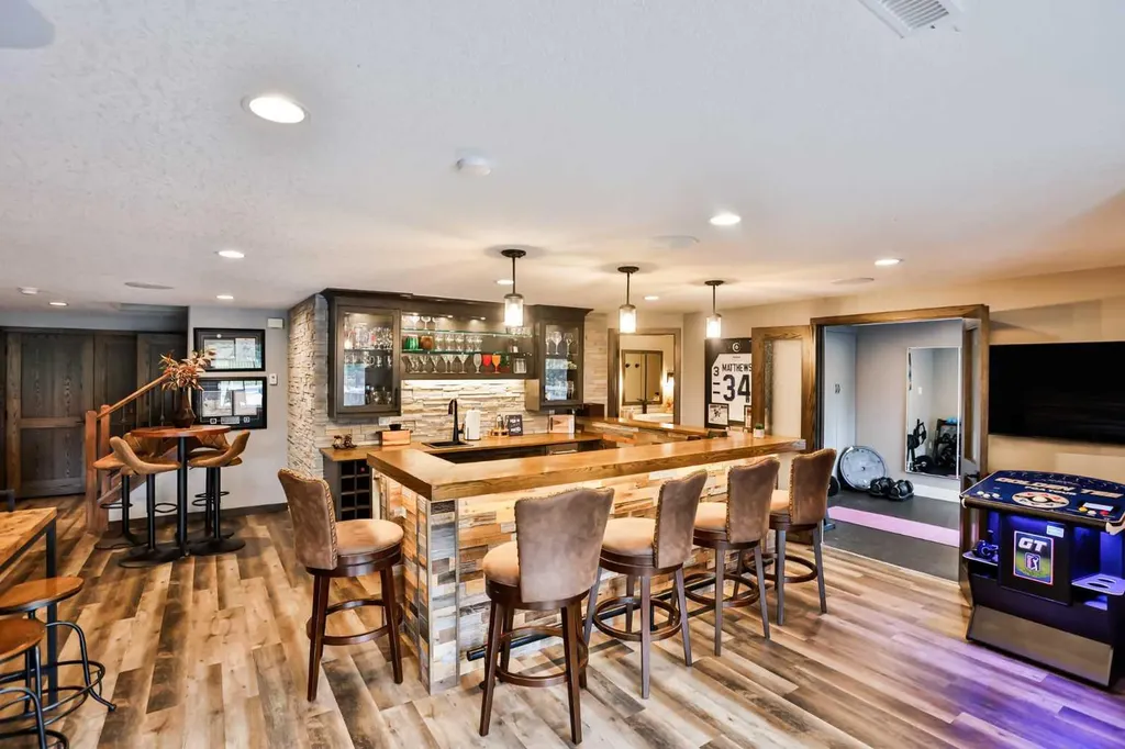 104 Buenavista Bay Rural Lethbridge County AB T1J 4P4