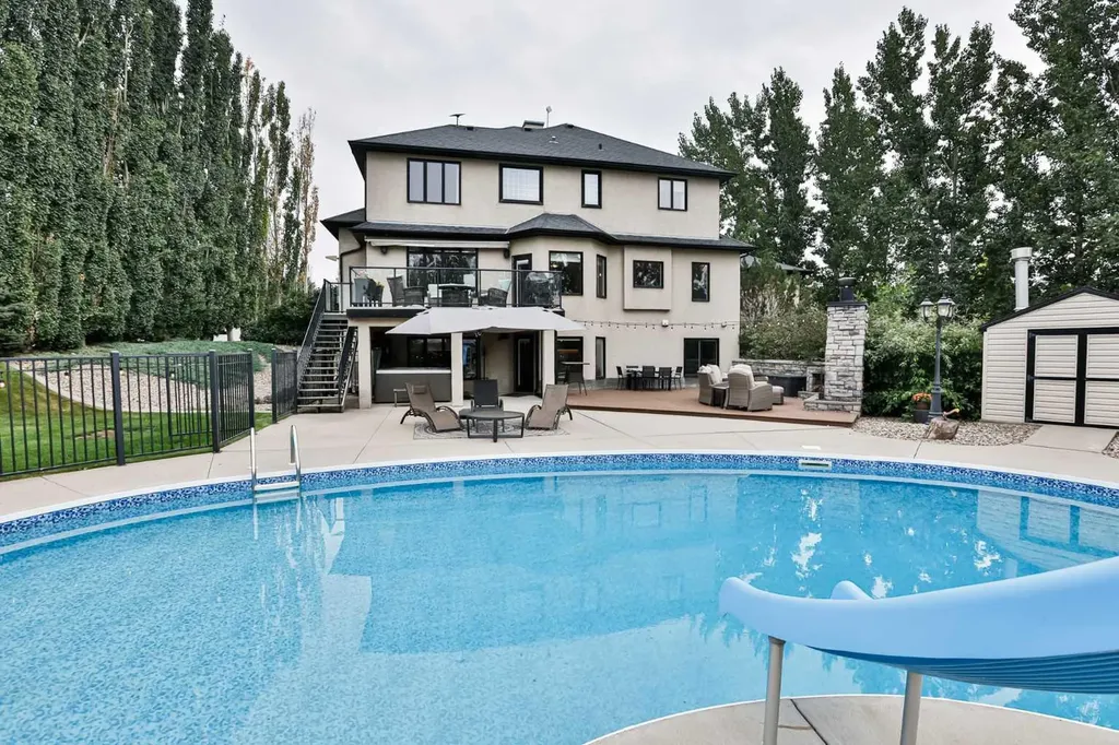 104 Buenavista Bay Rural Lethbridge County AB T1J 4P4