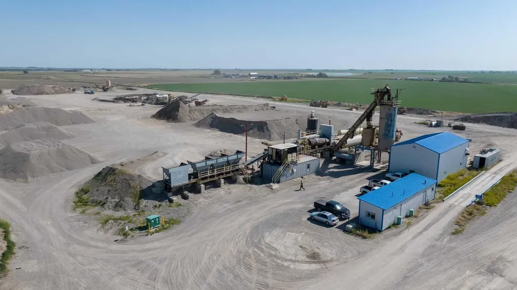 Fort Macleod AB, on Township Road 90