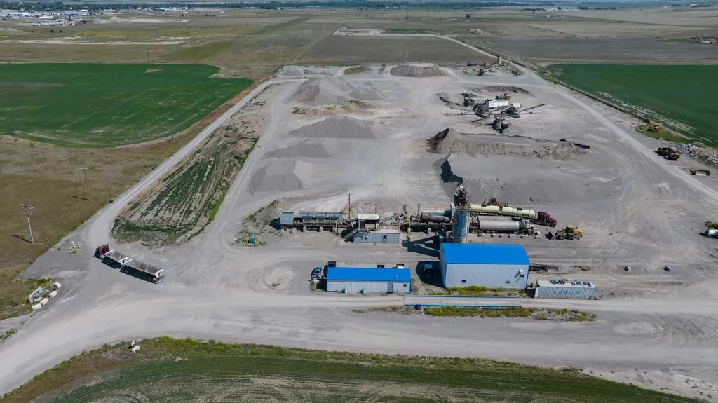 On Township Road 90 Fort Macleod AB T0L 0Z0