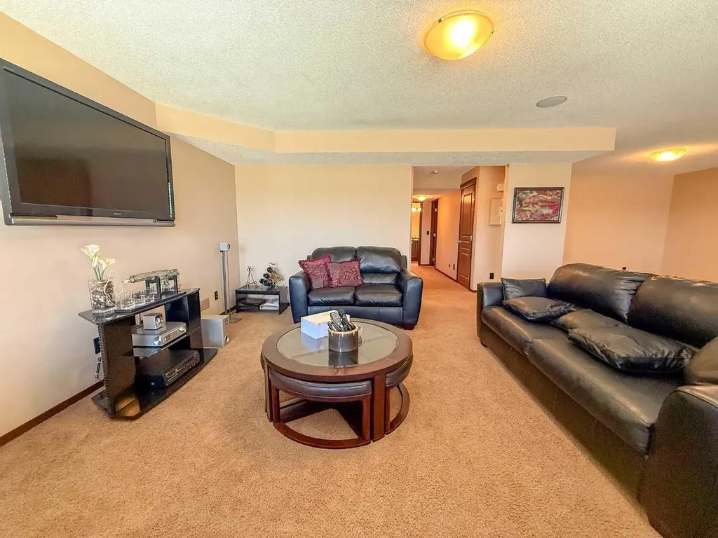 128 Chaparral Valley Drive SE Calgary AB T2X0M4