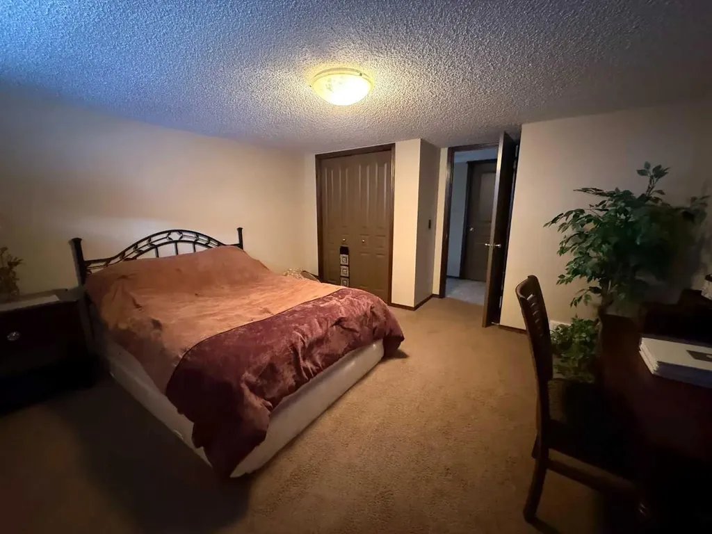 128 Chaparral Valley Drive SE Calgary AB T2X0M4