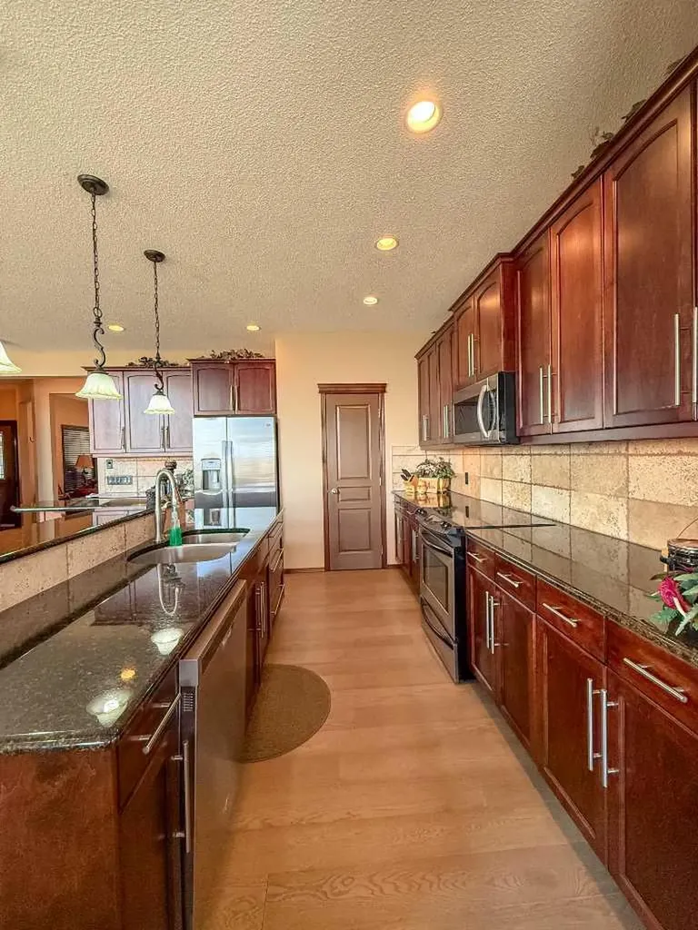 128 Chaparral Valley Drive SE Calgary AB T2X0M4