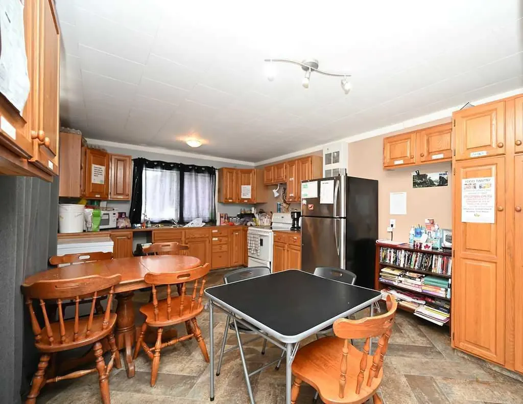 5111 60 Street Athabasca AB T9S 1G2