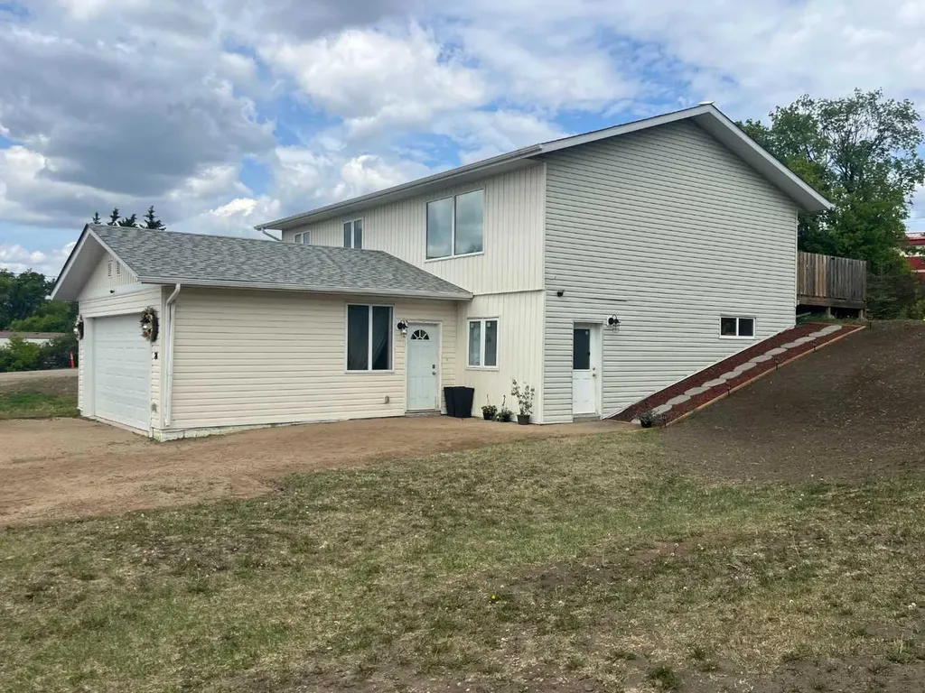 26 Hillmond Avenue Hillmond SK S0M 0W0