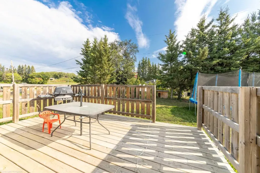 26 Hillmond Avenue Hillmond SK S0M 0W0