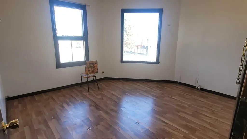 4918 50 Avenue Castor AB T0C0X0