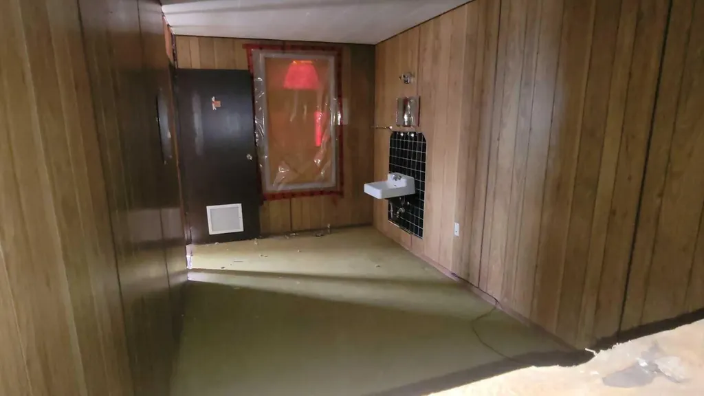 4918 50 Avenue Castor AB T0C0X0