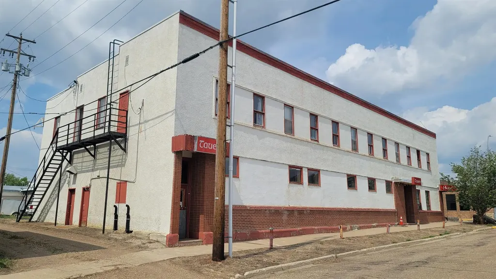 4918 50 Avenue Castor AB T0C0X0