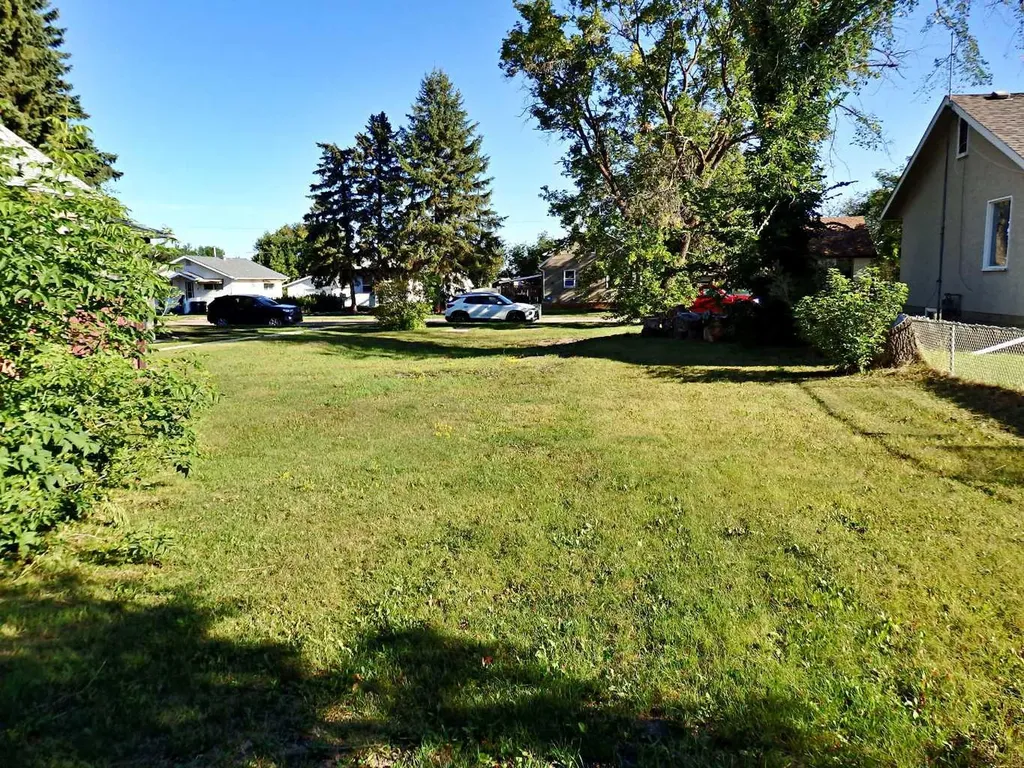 4703 54 Avenue Vermilion AB T9X 1S2