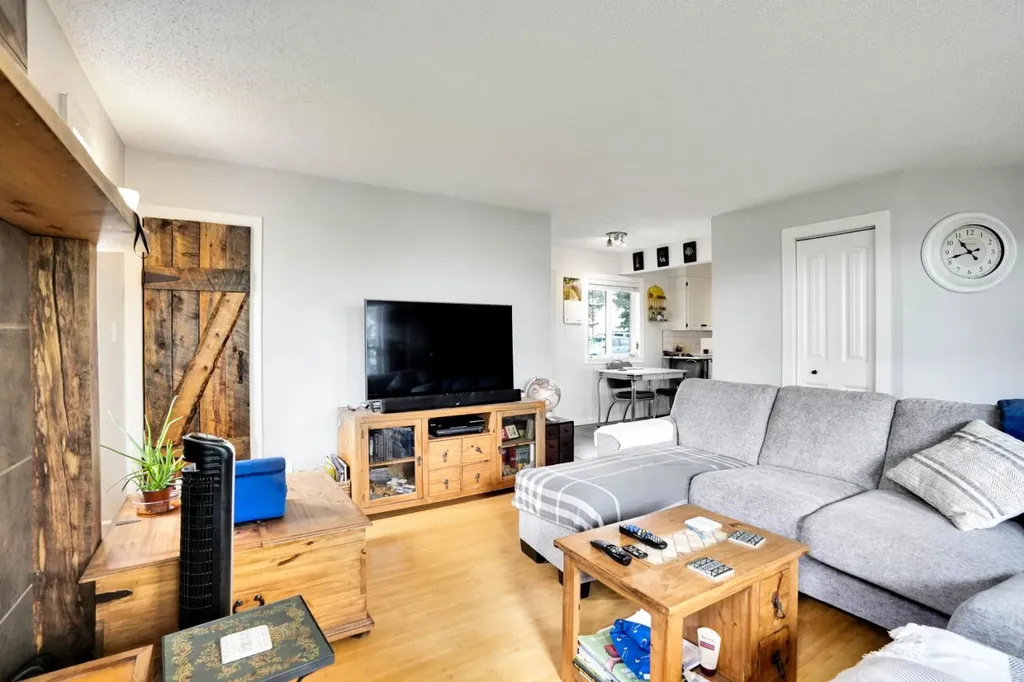 8-1415 Sec 582 Highway Didsbury AB T0M 0W0