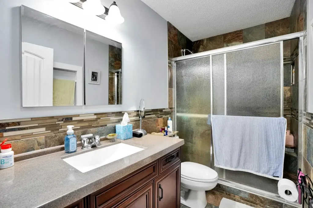 8-1415 Sec 582 Highway Didsbury AB T0M 0W0