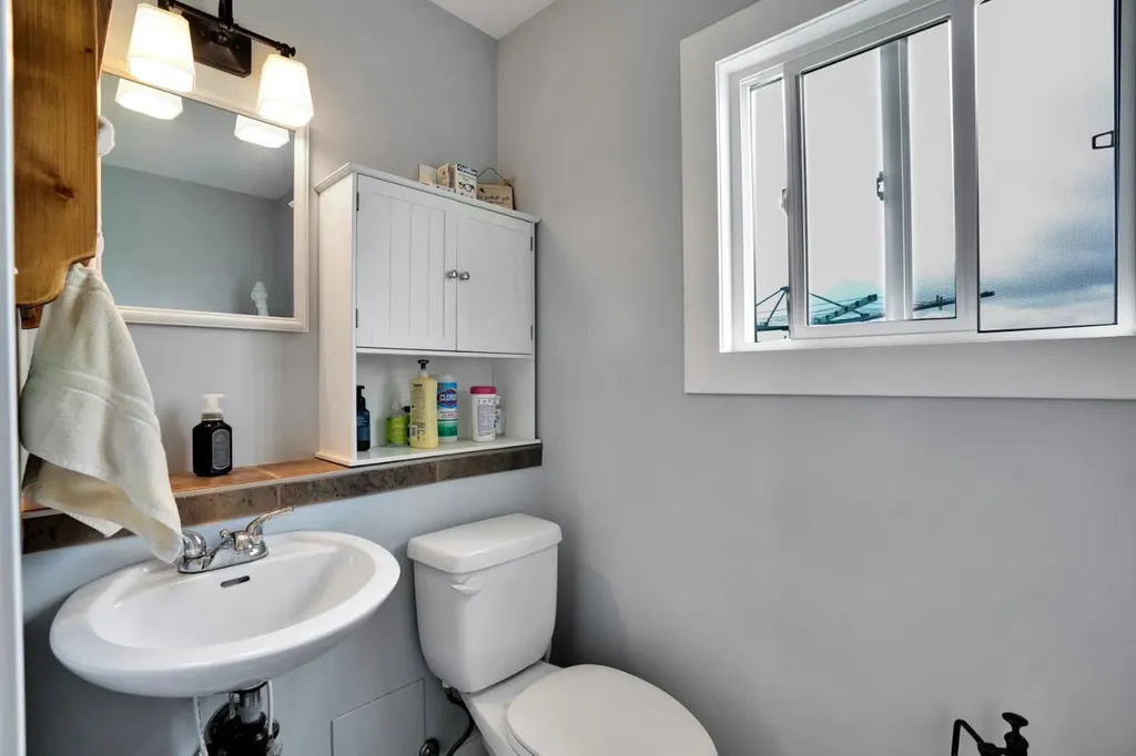 8-1415 Sec 582 Highway Didsbury AB T0M 0W0