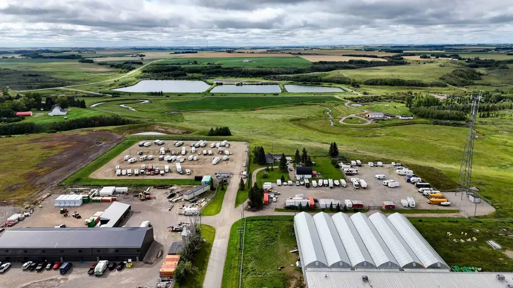 8-1415 Sec 582 Highway Didsbury AB T0M 0W0