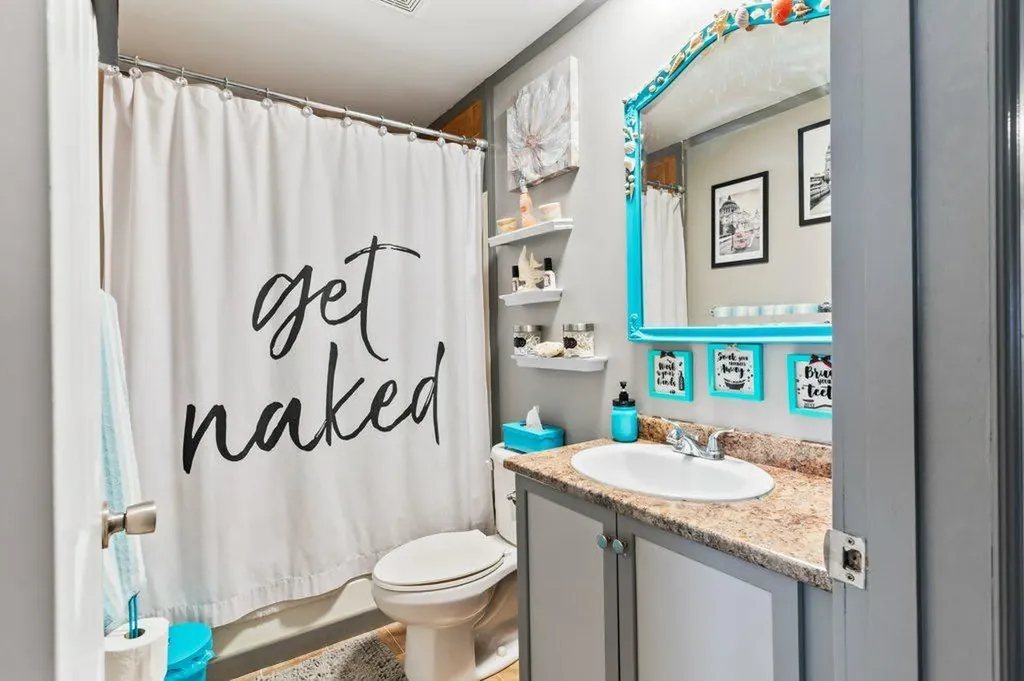 6220 17 Avenue SE Calgary AB T2A 0W6