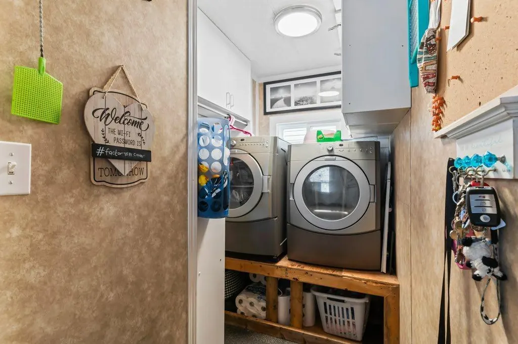 6220 17 Avenue SE Calgary AB T2A 0W6