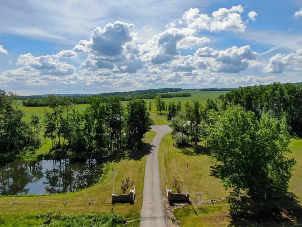 13077 Twp Road 791 Rural Saddle Hills County AB T0H 0A0