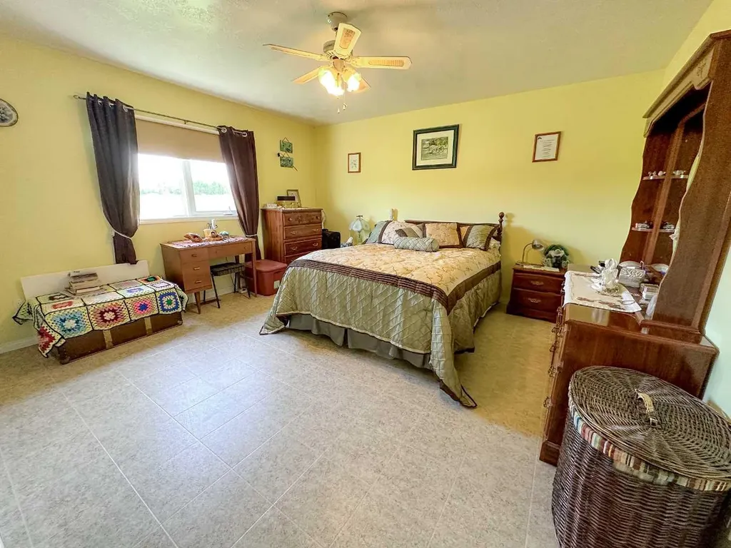 13077 Twp Road 791 Rural Saddle Hills County AB T0H 0A0