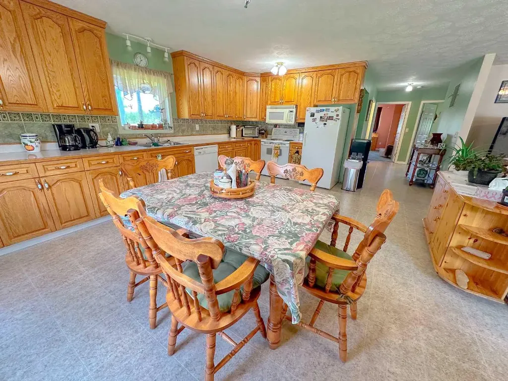 13077 Twp Road 791 Rural Saddle Hills County AB T0H 0A0