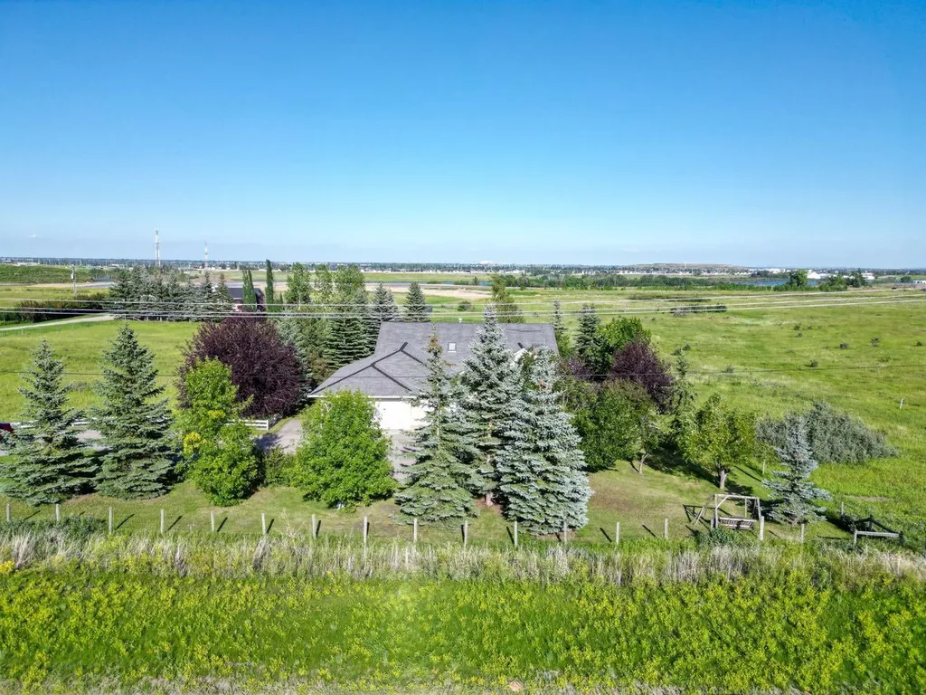 19008 Sheriff King Street SW Calgary AB T2J 3X8