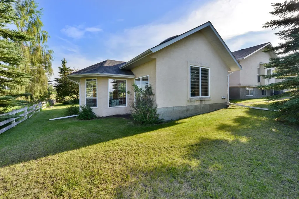 19008 Sheriff King Street SW Calgary AB T2J 3X8