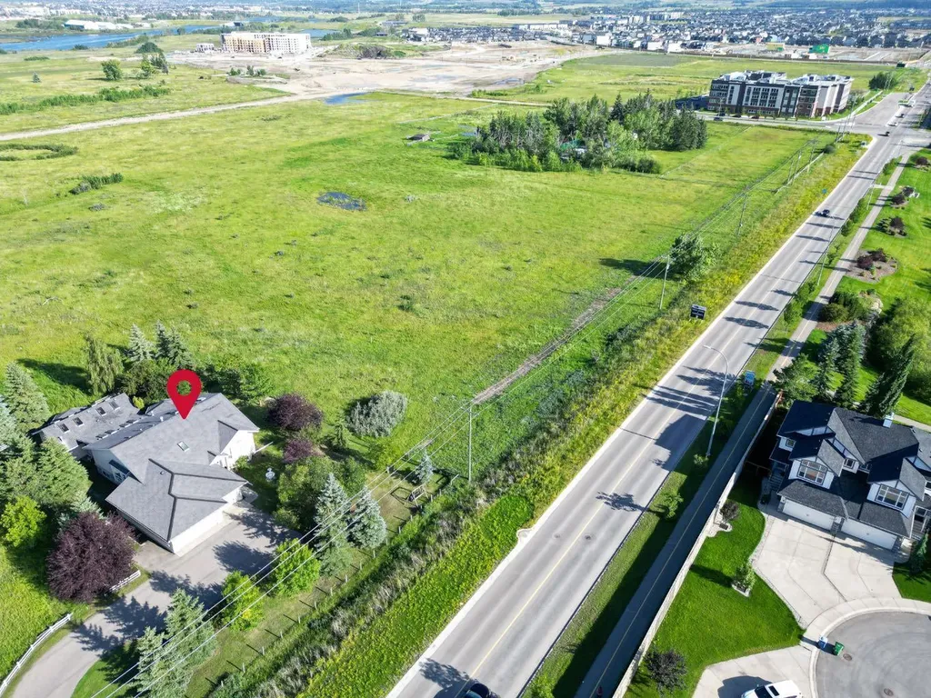19008 Sheriff King Street SW Calgary AB T2J 3X8