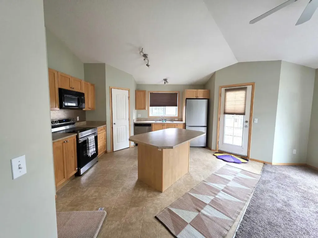 80 Panatella Landing NW Calgary AB T3K 0K8