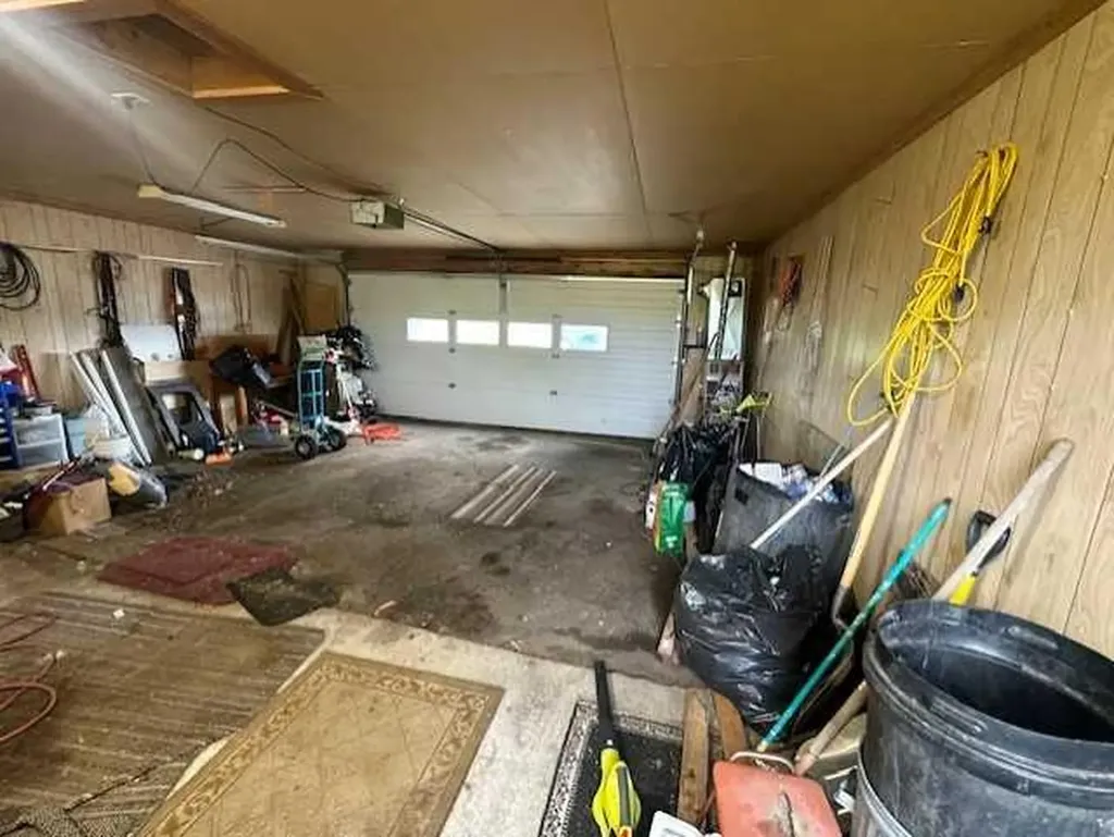 406 Fox Lake Trail Hanna AB T0J1P0