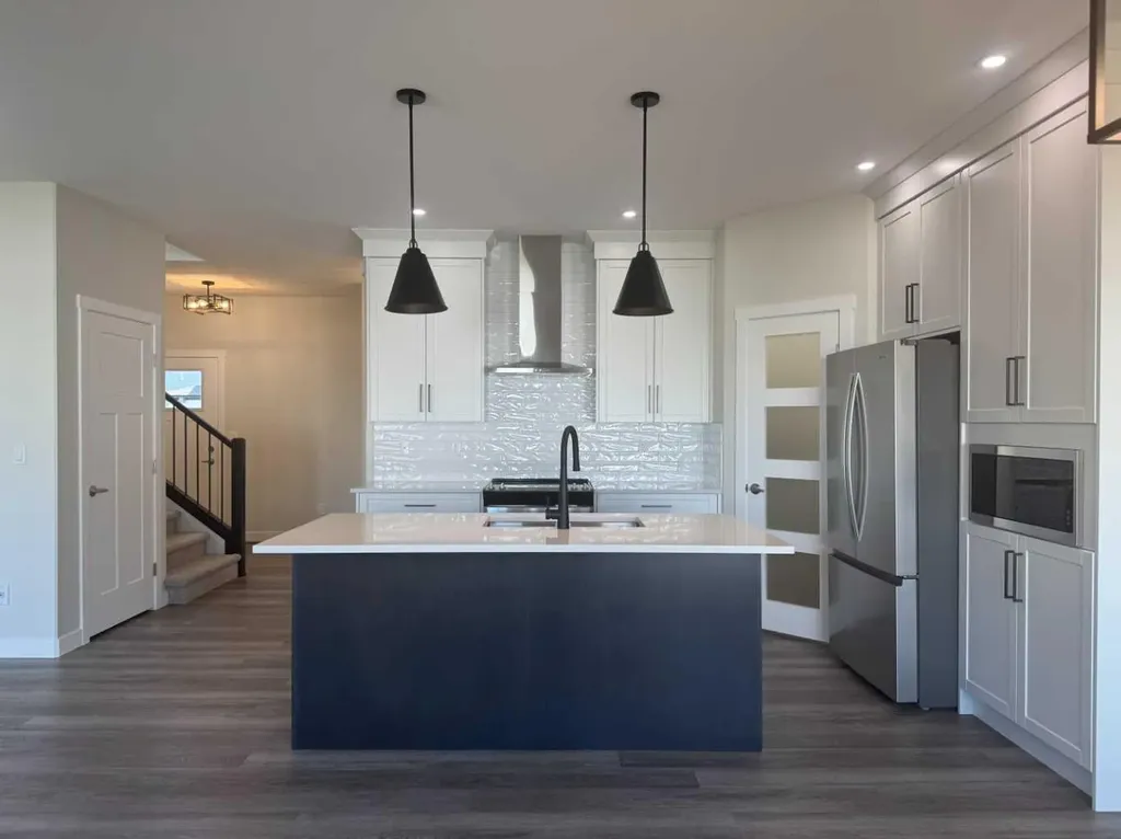 49 Emmett Crescent Red Deer AB T4P 3G8