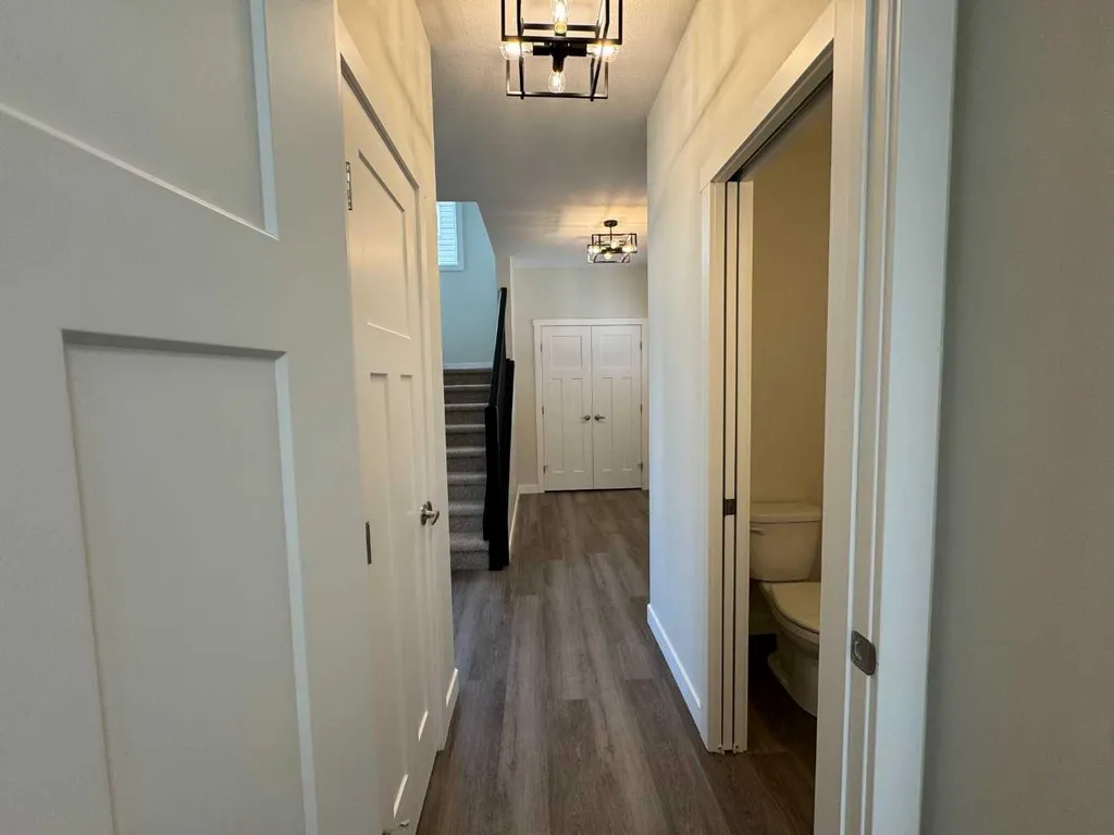 49 Emmett Crescent Red Deer AB T4P 3G8