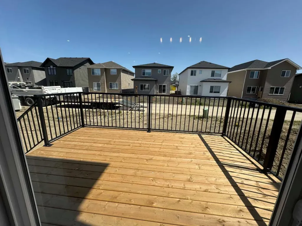 49 Emmett Crescent Red Deer AB T4P 3G8