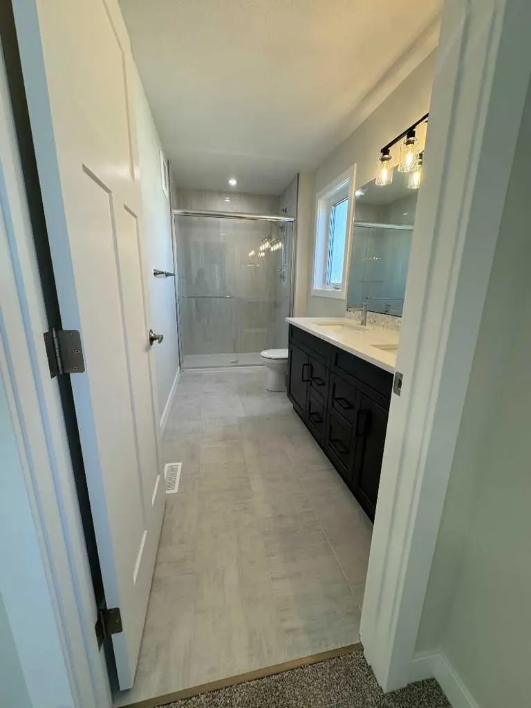 49 Emmett Crescent Red Deer AB T4P 3G8