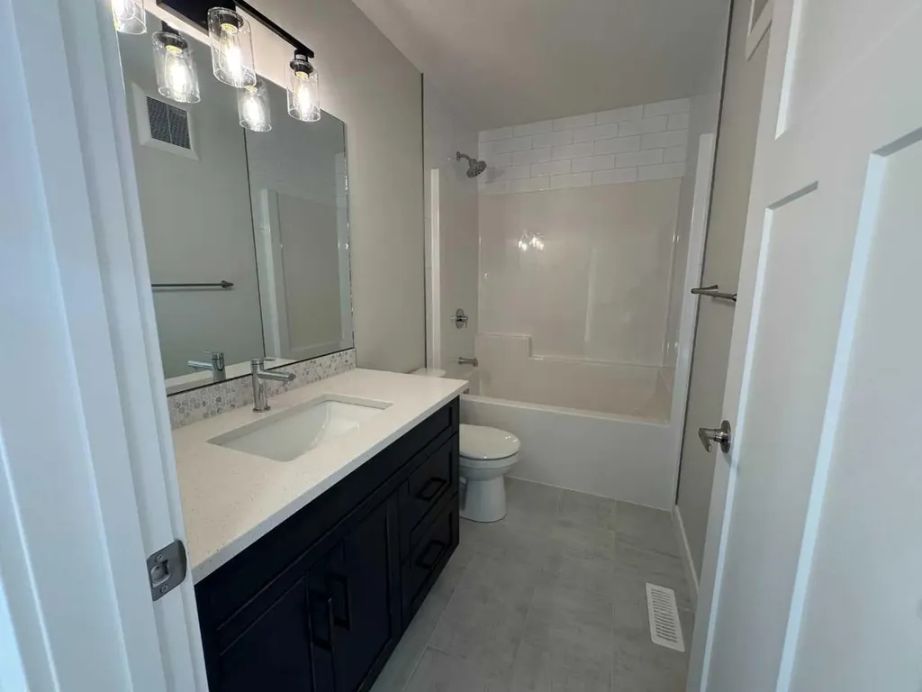 49 Emmett Crescent Red Deer AB T4P 3G8