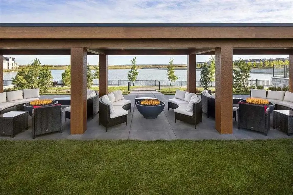 160 Marina Cove SE Calgary AB T3M 3P4