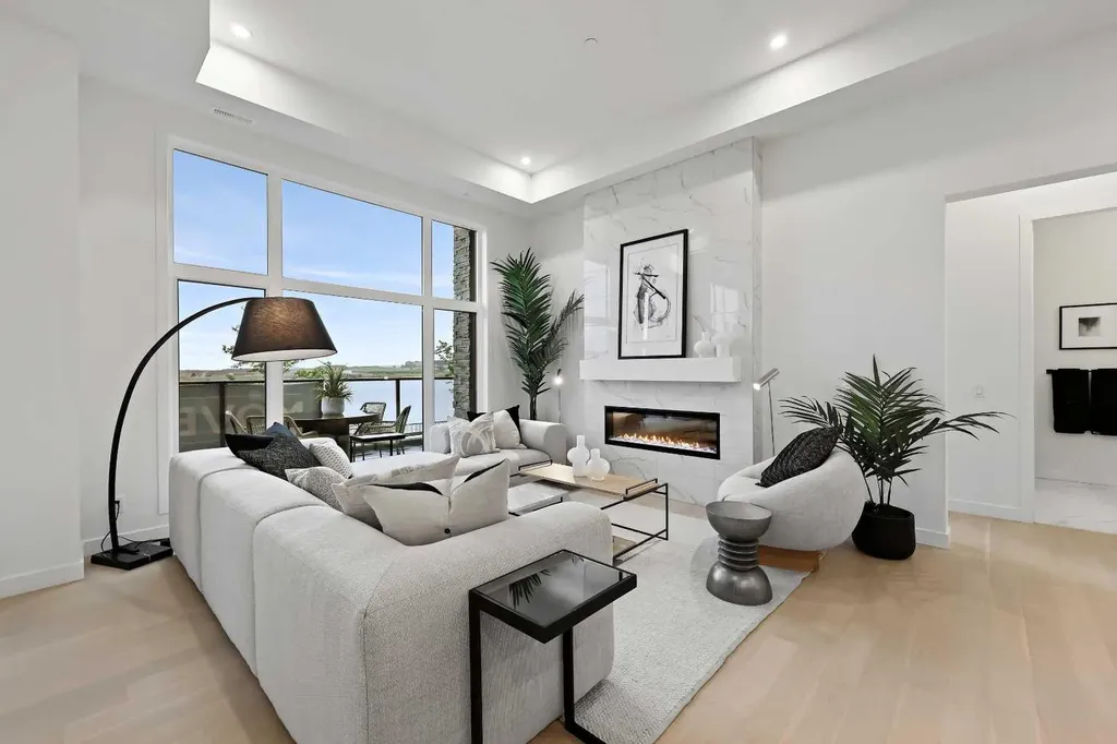 160 Marina Cove SE Calgary AB T3M 3P4