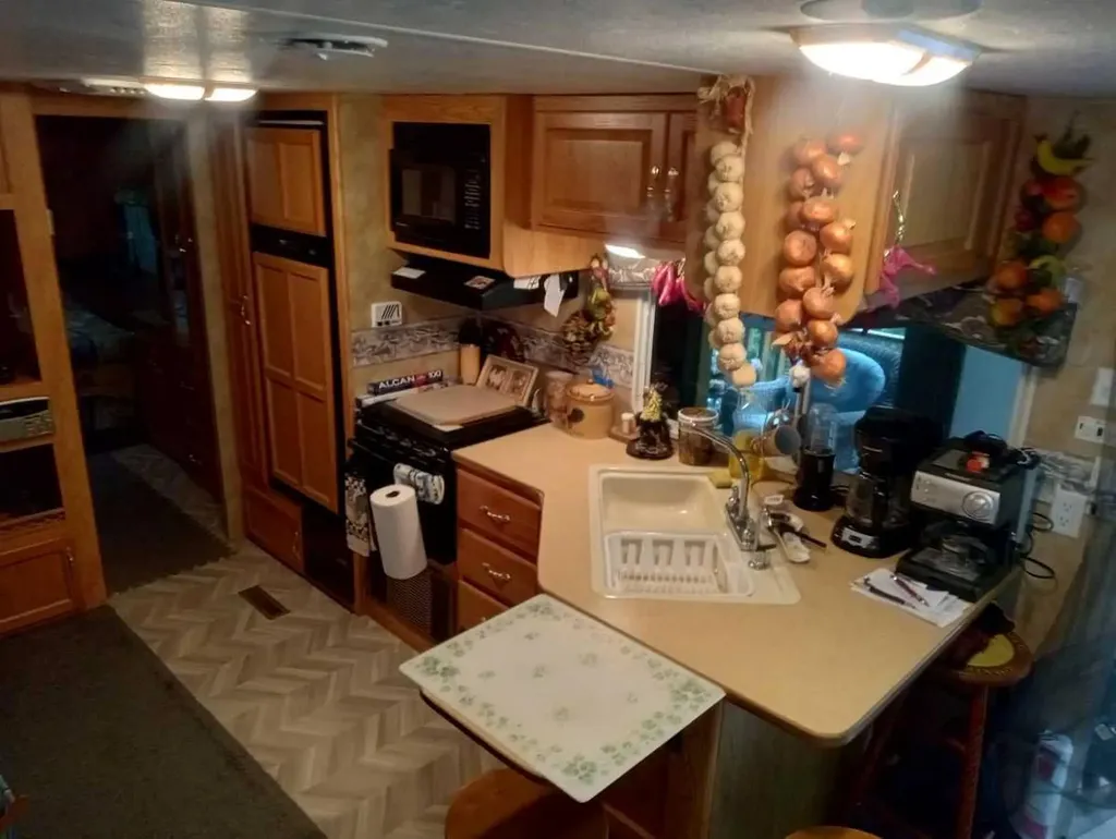 200 4 Avenue SW Sundre AB T0M 1X0