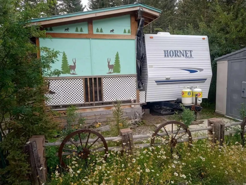 200 4 Avenue SW Sundre AB T0M 1X0