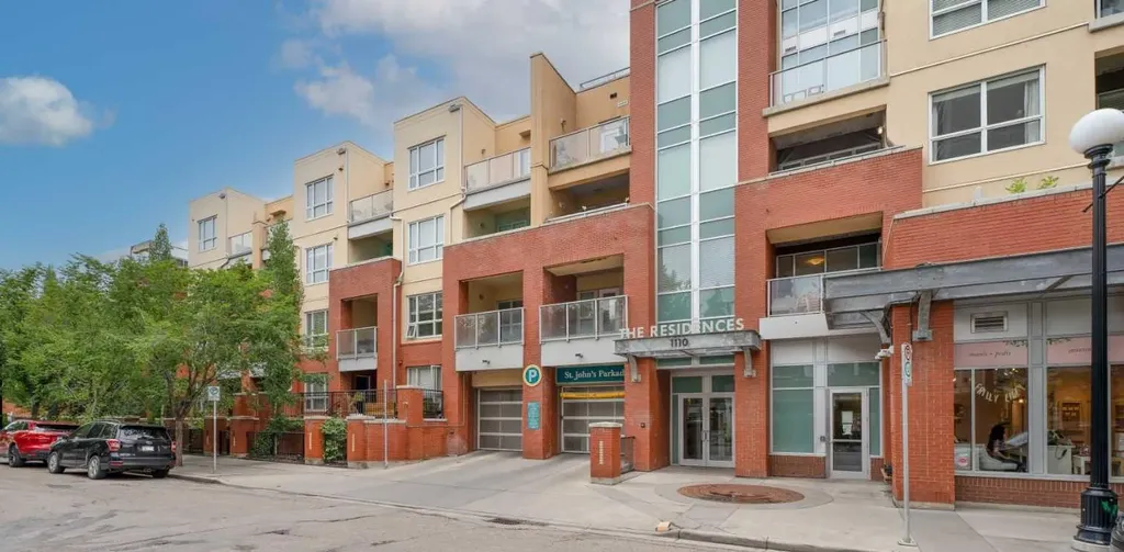1110 3 Avenue NW Calgary AB T2N 4J3