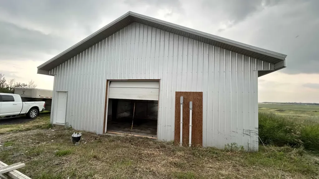 284009 Range Road 225 Rural Kneehill County AB T0M0L0