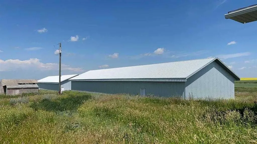 284009 Range Road 225 Rural Kneehill County AB T0M0L0