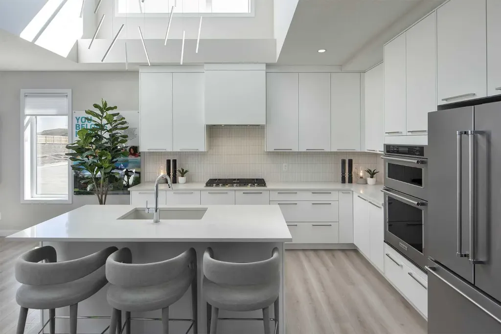 51 Heartwood Villas SE Calgary AB T3S 0R6
