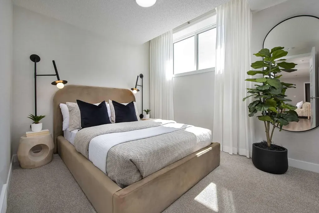 51 Heartwood Villas SE Calgary AB T3S 0R6